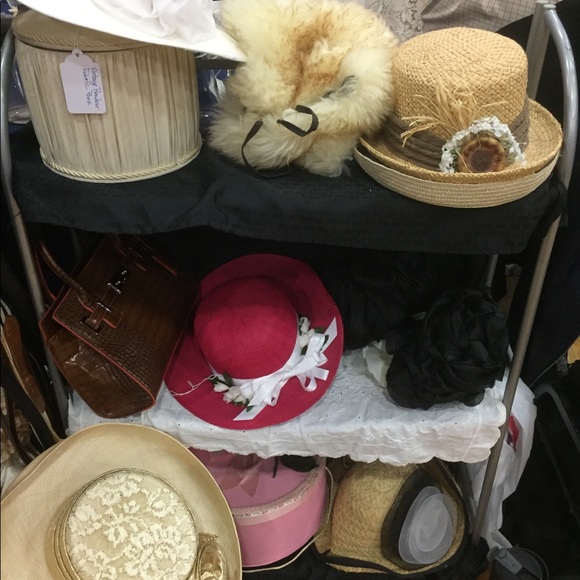 Meet your Posher, Debi - Picture 8 of 8